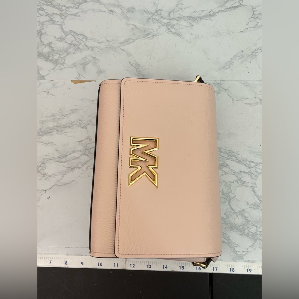 Michael Kors Pink Blush Crossbody Purse Shoulder Bag 9x7x3 Hard Leather NWOT - Picture 6 of 11